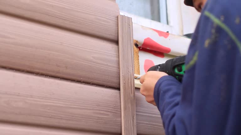 Best Shed Removal  in Hillsboro, WI
